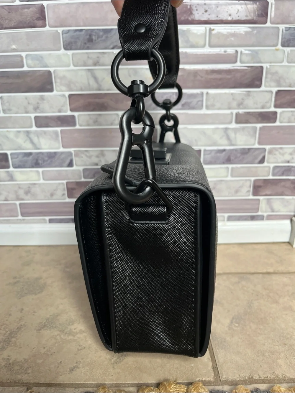 Steve Madden Bkween camera cross body bag with logo taping strap in black - Picture 11 of 17